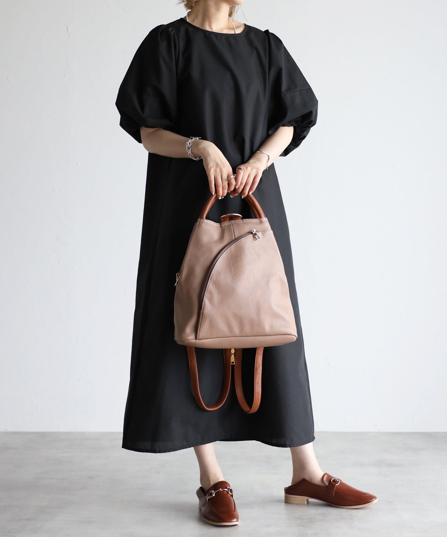 【guscioﾍﾞｽﾄｾﾗｰ・ｼｮｯﾌﾟﾁｬﾝﾈﾙOA商品】撥水3WAYリュックサック　12-0406