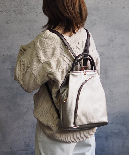 【guscioﾍﾞｽﾄｾﾗｰ・ｼｮｯﾌﾟﾁｬﾝﾈﾙOA商品】撥水3WAYリュックサック　12-0406